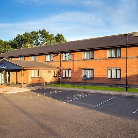 Travelodge Carlisle Todhills Bagian luar foto