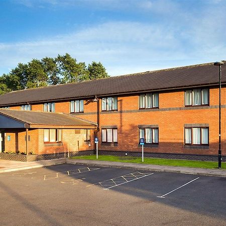 Travelodge Carlisle Todhills Bagian luar foto